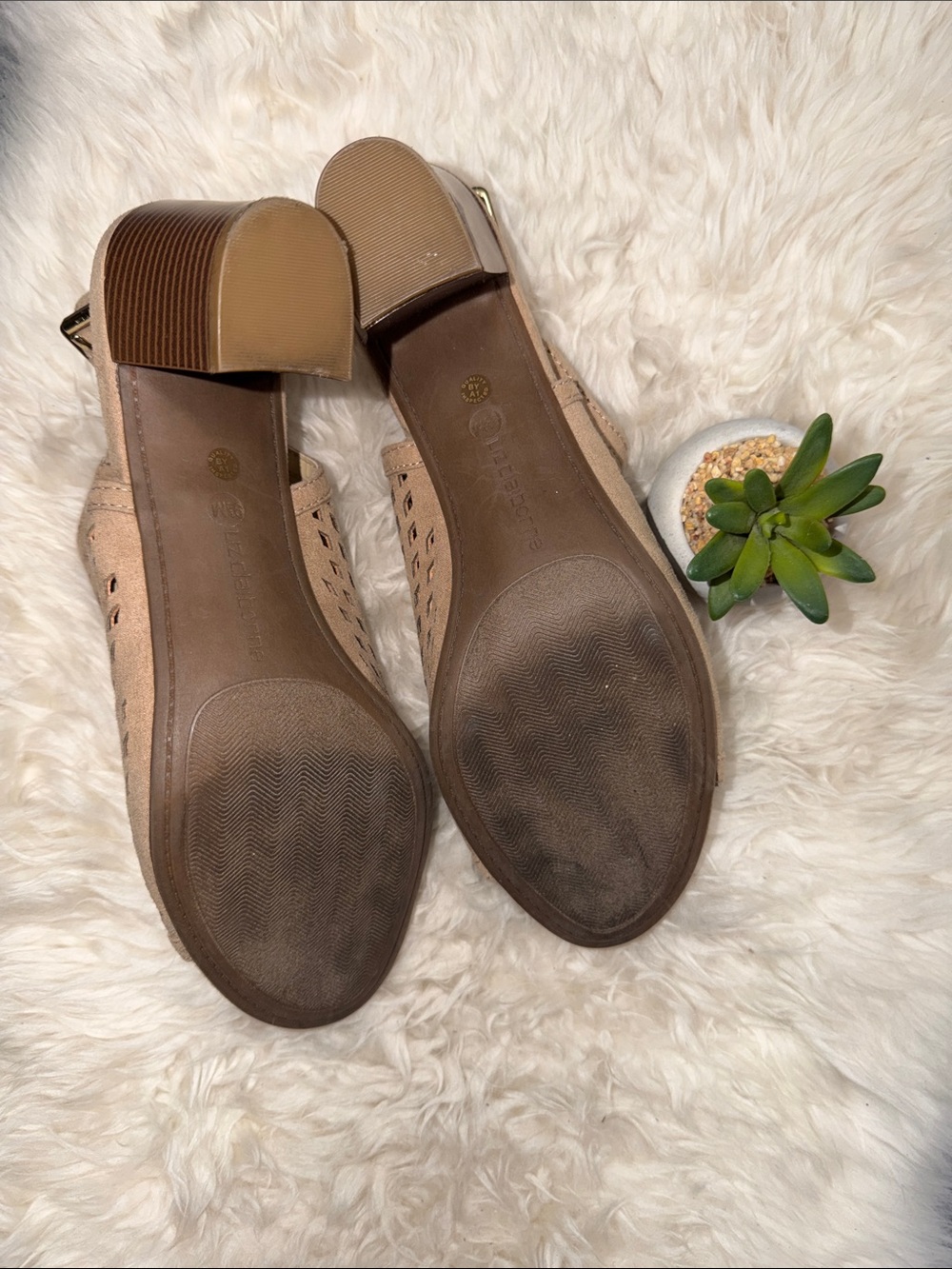 LizClaiborne LC GEMMA 3.25” Heel Vegan SANDALS EUC - Picture 7 of 8